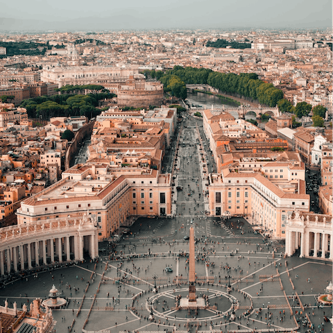 Walk to the Vatican City in just sixteen minutes