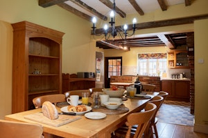 Nightingale Farmhouse image 10