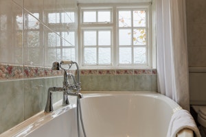 Nightingale Farmhouse image 8