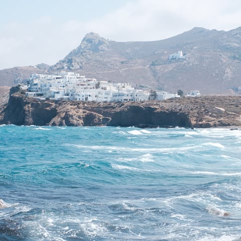 Experience the idyllic beauty of the Cyclades from the island of Naxos