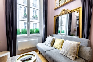 Paris First image 12