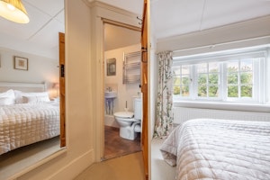 Pearl of Sussex image 10