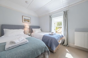 Pearl of Sussex image 4
