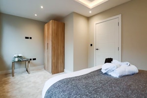 Garden Suburb Pad image 6