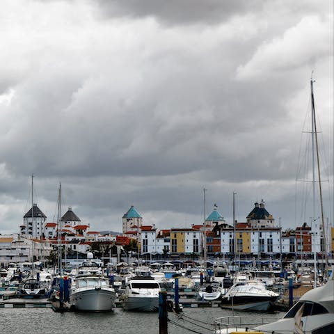 Visit Faro – Porta Nova train station is a ten-minute walk