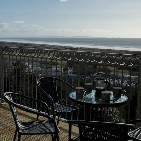 Relax on the balcony overlooking the Pendine peninsula