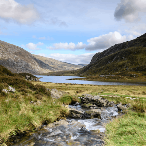 Explore the stunning Snowdonia National Park on your doorstep