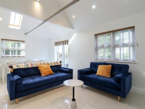 The Meadow Lodge image 6