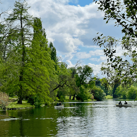 Head to nearby Bois de Boulogne for a refreshing afternoon stroll