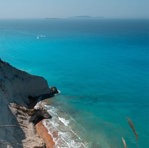 Stay in the northeast region of Corfu, known for its incredible landscape, just a five-minute drive from Kassiopi