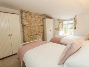 Jurassic Coast Hideaway image 4