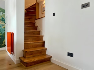 Gabled Heights image 11