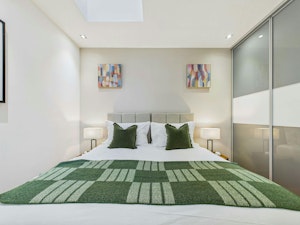 Primrose Residence image 8