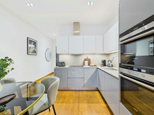 Primrose Residence image 4
