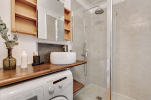 Parisienne Tranquillity image 10