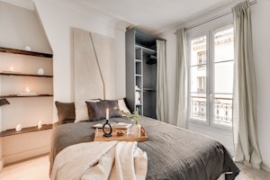 Parisienne Tranquillity image 4