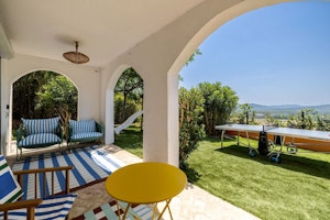 Grimaud Chic image 14