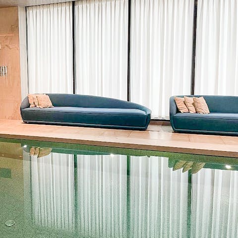 Feel refreshed after a dip in the communal pool 