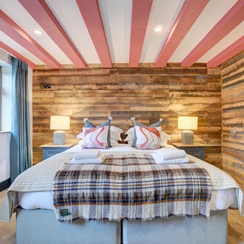 Wake up in the beautifully styled bedroom feeling rested and ready for another day of exploring