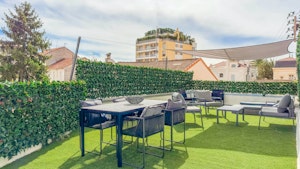 Champagne & Cannes image 4