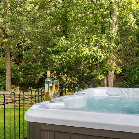 Make sundowners in the hot tub your only firm plan for the day