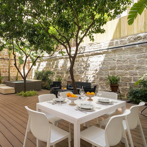 Enjoy an alfresco breakfast in the private garden