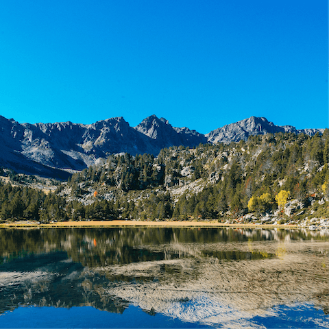 Discover the stunning landscapes and charming local life of the tiny town of Canillo at your doorstep