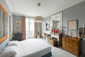 Parisian Literati image 12