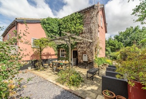 Blush House image 1