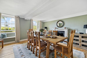 Inglenook & Estuary image 10