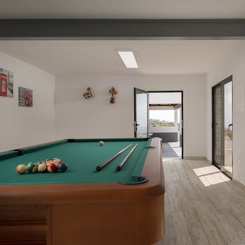 Get competitive in the annexe's billiards room