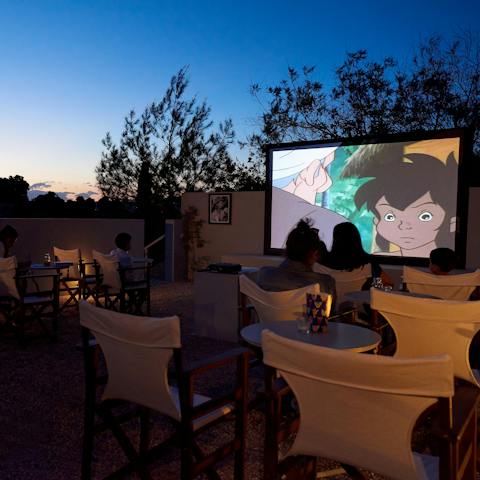 Feel like you're at the movies with your very own open-air cinema