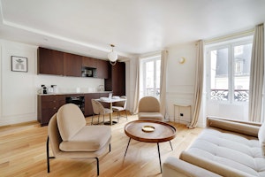 A Parisian Chapter image 1