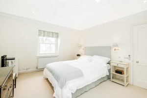 Kensington Rose image 5