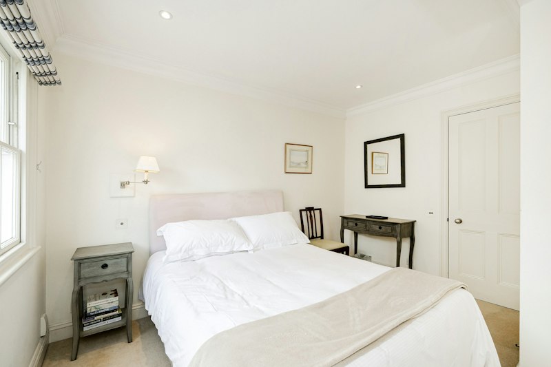 Kensington Rose additional image