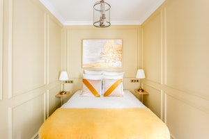 Date With The Night image 14