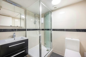 Fitzrovia Heights image 10