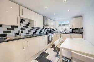 Fitzrovia Heights image 7