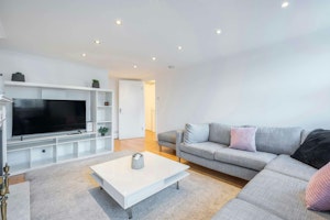 Fitzrovia Heights image 3