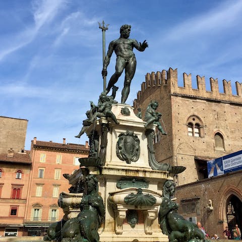 Soak up the city's rich history –⁠ starting at the Fontana del Nettuni, just an eight-minute walk away