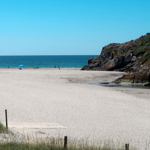 Spend the day on the white sands of Plage de Port Manec'h, under 6 kilometres away