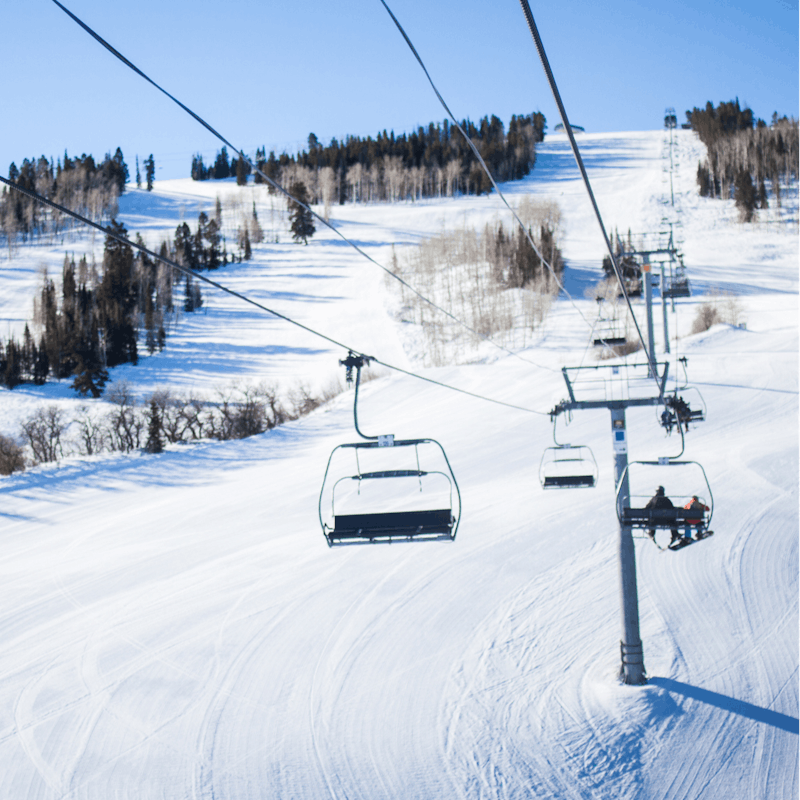 Hop on the shuttle for a five-minute ride to the gondola and Telluride Ski Resort