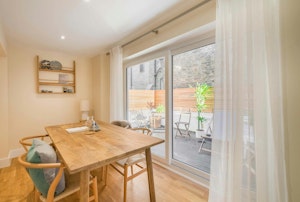 South Kensington Living image 11