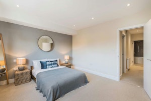South Kensington Living image 10