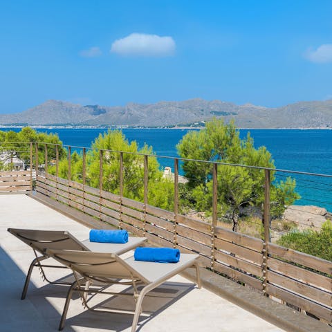 Make the most of the Majorcan sun and ocean views on the balcony 