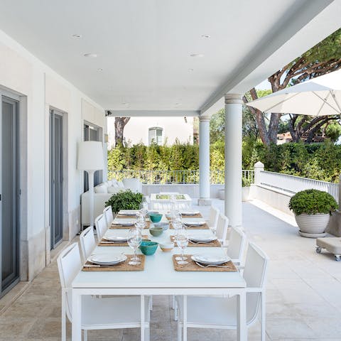 Gather for an alfresco family dinner on the terrace, the perfect excuse to try Portuguese cuisine