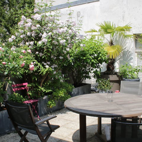 Take full advantage of sunny days on the private terrace, sipping wine and nibbling on local cheese