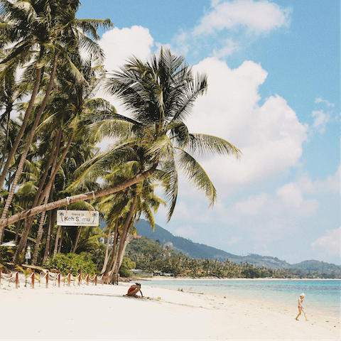 Visit the stunning beach of Choengmon to find pure white sand and turquoise sea