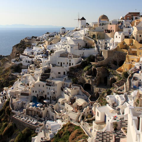 Explore beautiful Oia – you only have to drive seventeen minutes