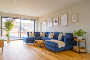 Henley Hideaway image 14